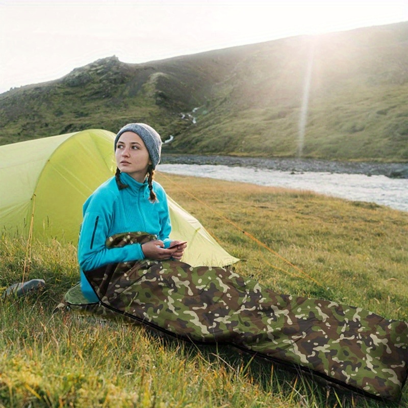 Envelope Digital Camouflage Sl - مراجعة Bivy Bag Emergency وسعره