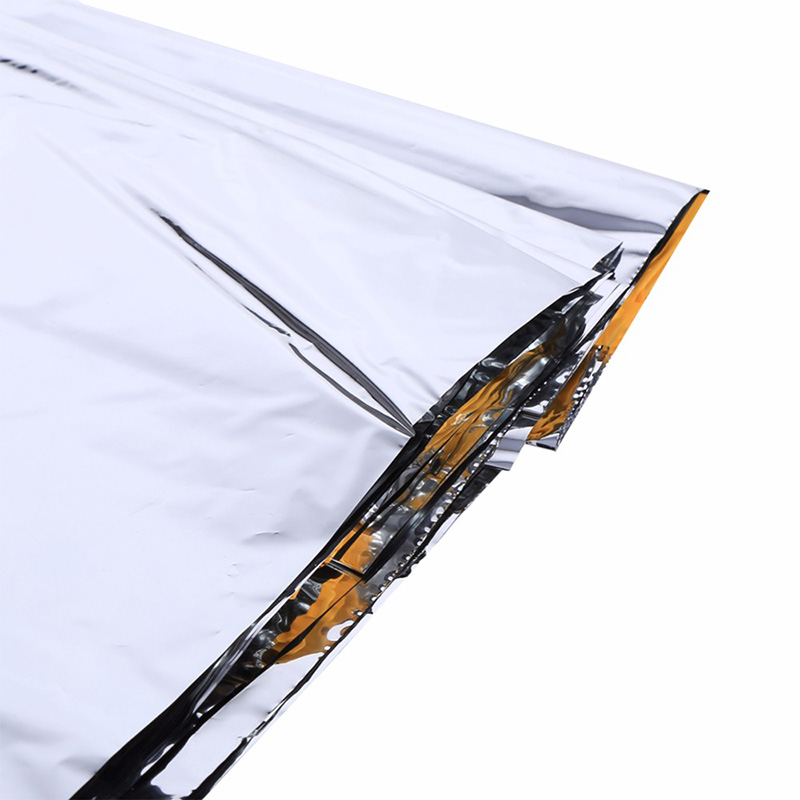Lightweight Emergency Shelter  - مراجعة Emergency Mylar Tent وسعره